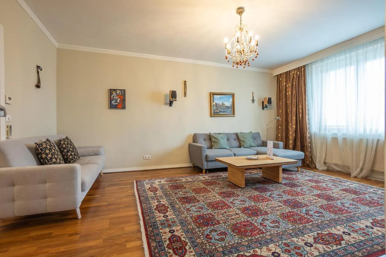 Apartment With A Balcony - 15 Min To City Center Vienna
