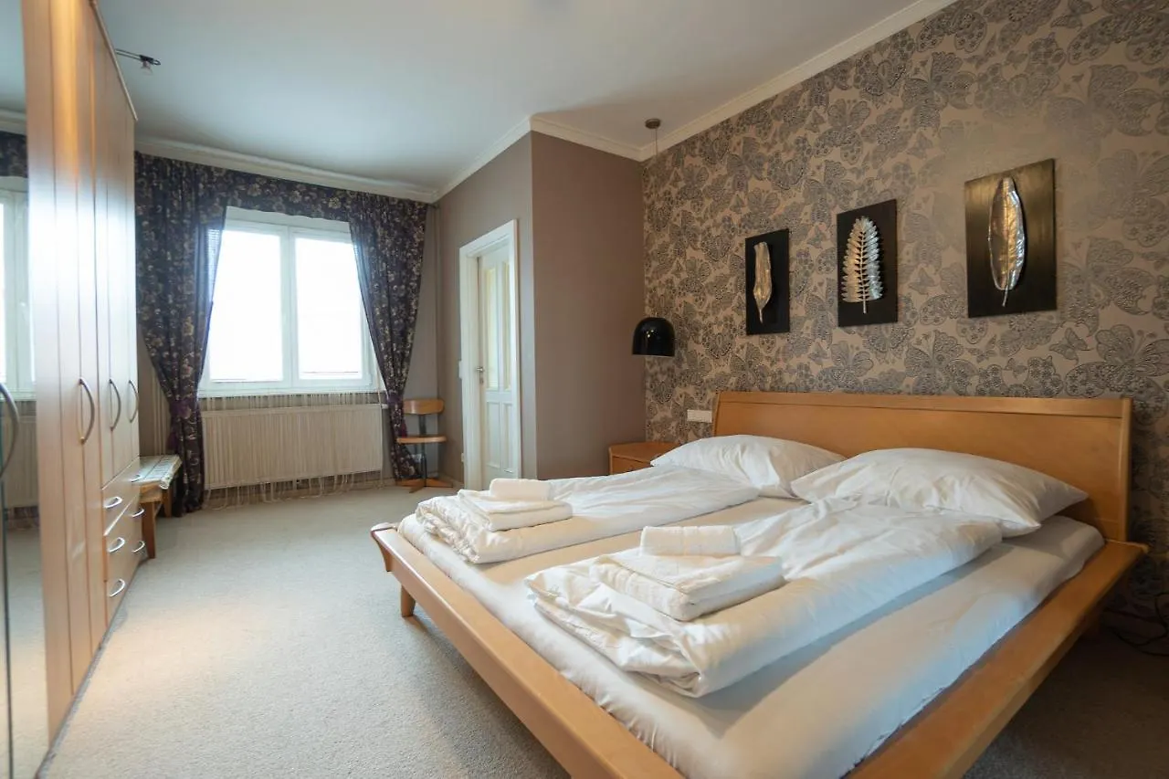 Apartment With A Balcony - 15 Min To City Center Vienna