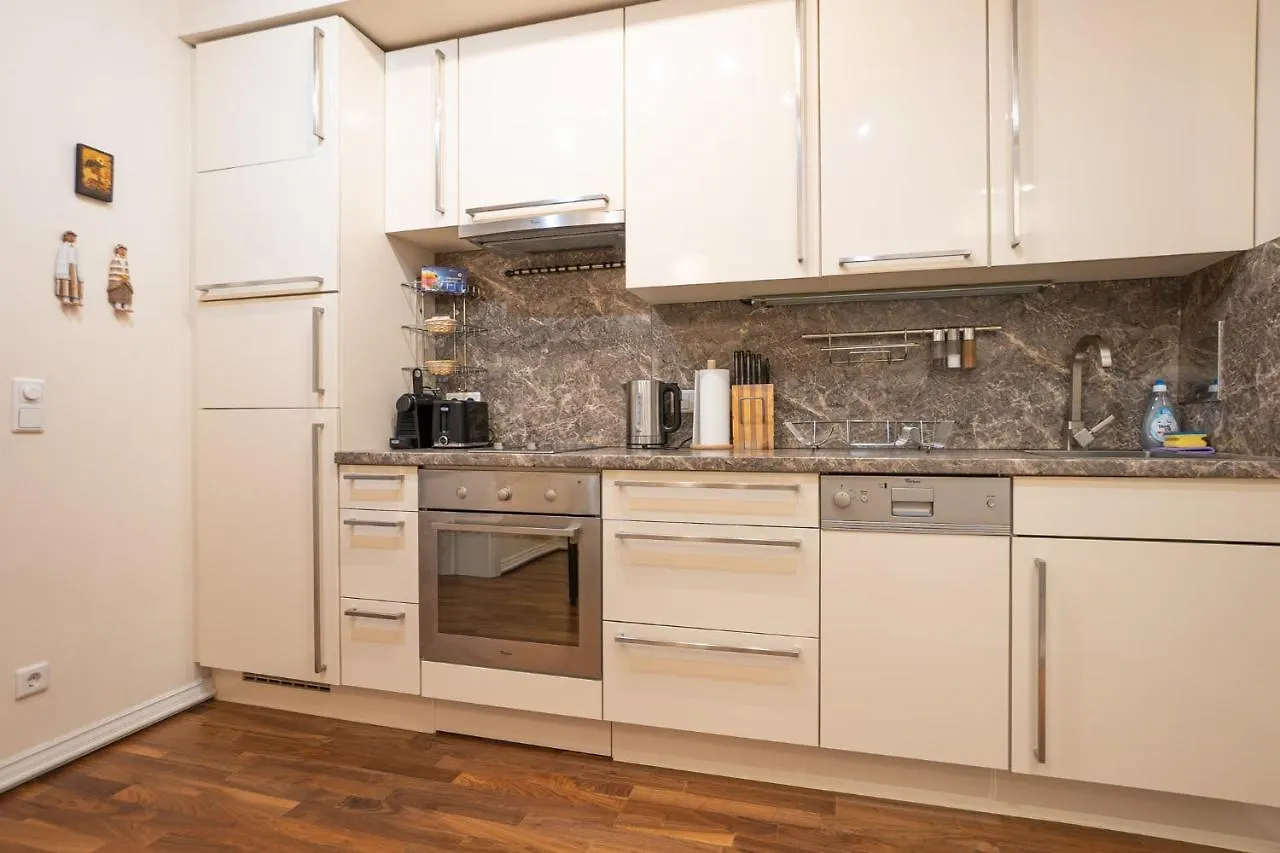 Apartment With A Balcony - 15 Min To City Center Vienna