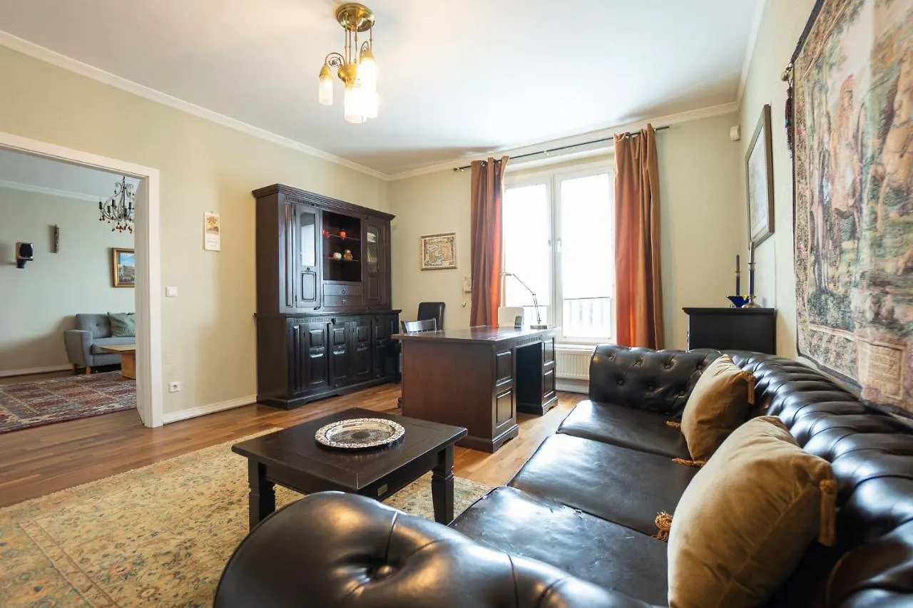 Apartment With A Balcony - 15 Min To City Center Wien Österrike
